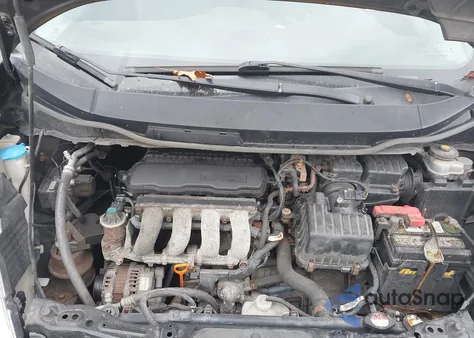 2010 Honda Fit Sport z USA, uszkodzony, nr VIN JHMGE8G40AC013238